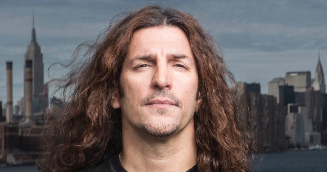 We had the chance to speak with the legendary Anthrax Bassist Frank Bello.
